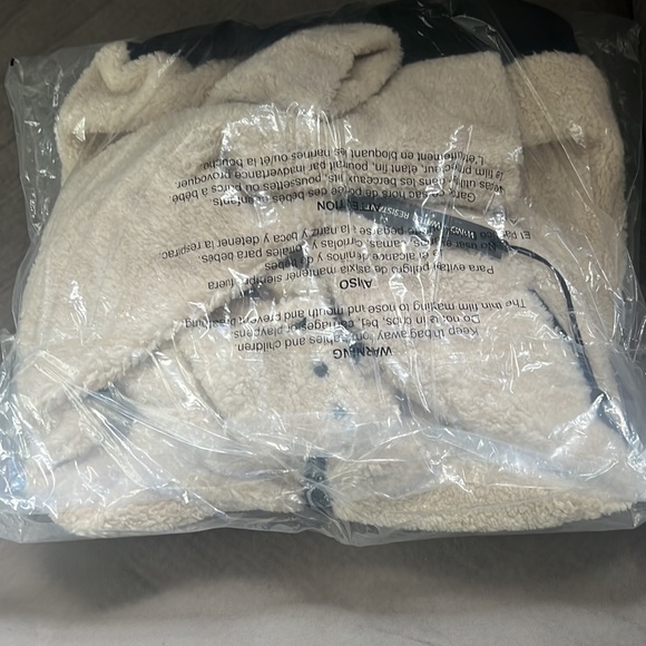 SAM coat - Picture 6 of 6